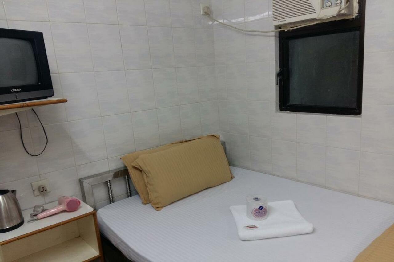 New Yan Yan Guest House Reception 9Th Floor Flat E4 E6 홍콩 외부 사진