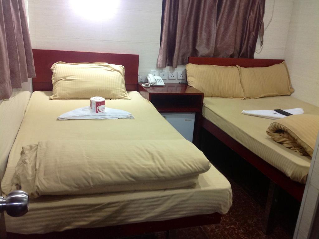 New Yan Yan Guest House Reception 9Th Floor Flat E4 E6 홍콩 외부 사진