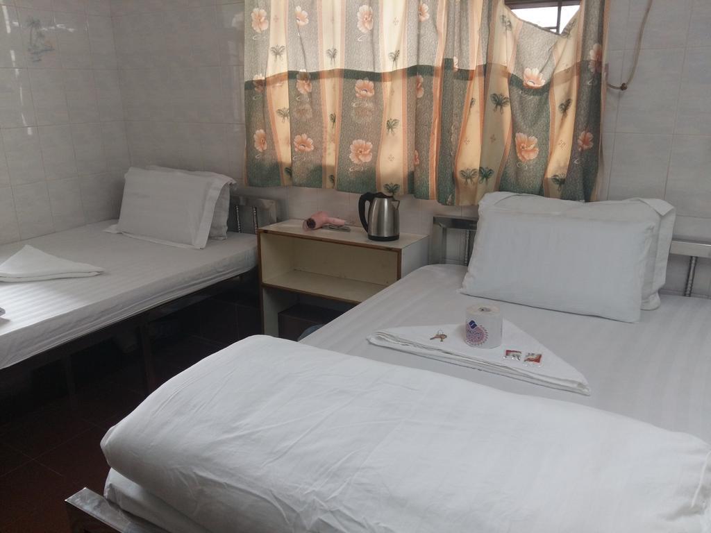 New Yan Yan Guest House Reception 9Th Floor Flat E4 E6 홍콩 외부 사진