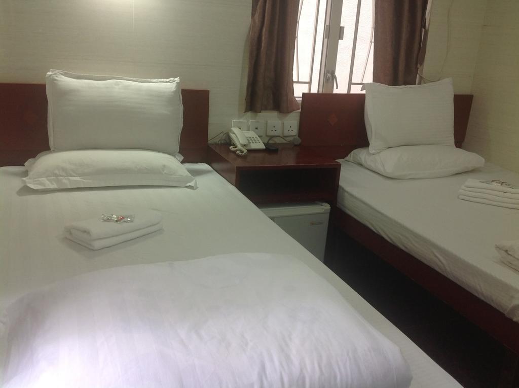 New Yan Yan Guest House Reception 9Th Floor Flat E4 E6 홍콩 외부 사진